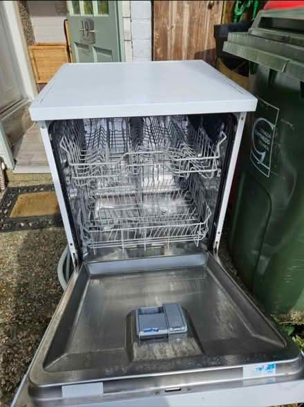 Photo of free Full size Beko dishwasher (Llanfrothen LL48) #1