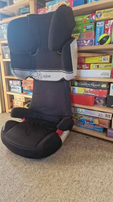 Photo of free Cybex car seat, group 2/3, age 4-11 yrs (Lower Earley RG6) #4