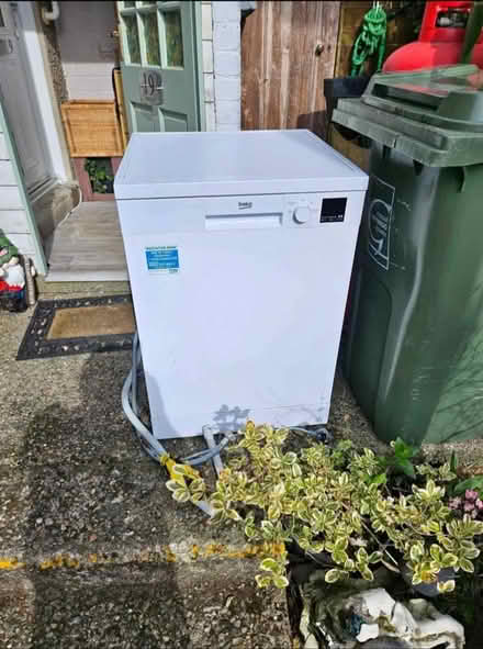 Photo of free Full size Beko dishwasher (Llanfrothen LL48) #2