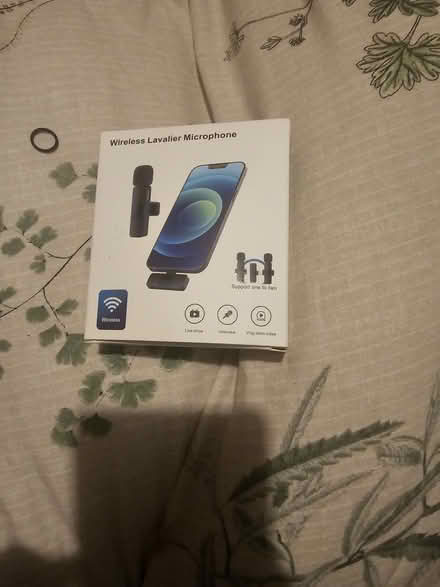 Photo of free iPhone compatible Witeless Mic (Bushey WD19) #1