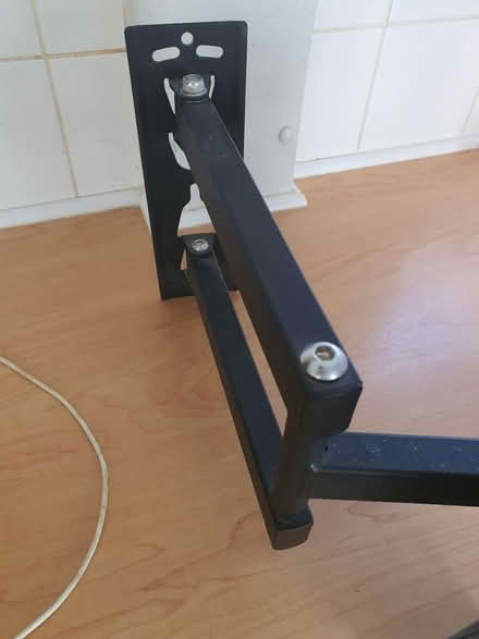 Photo of free tv bracket (S2 wybourn) #1