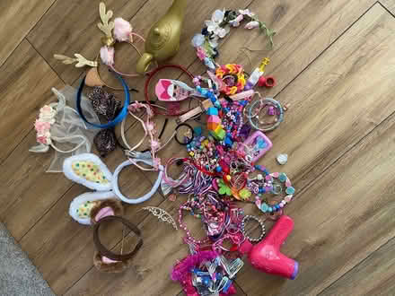 Photo of free Kids Hair & Jewellery Accessories (Horndon SS17) #1