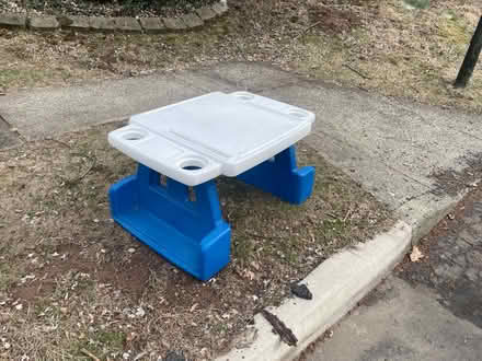 Photo of free step 2 children activity table (Middletown) #1