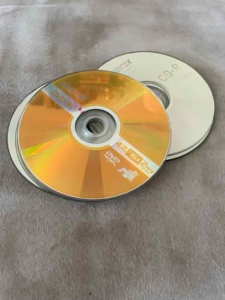 Photo of free Rewritable DVDs and CDs (U street) #1