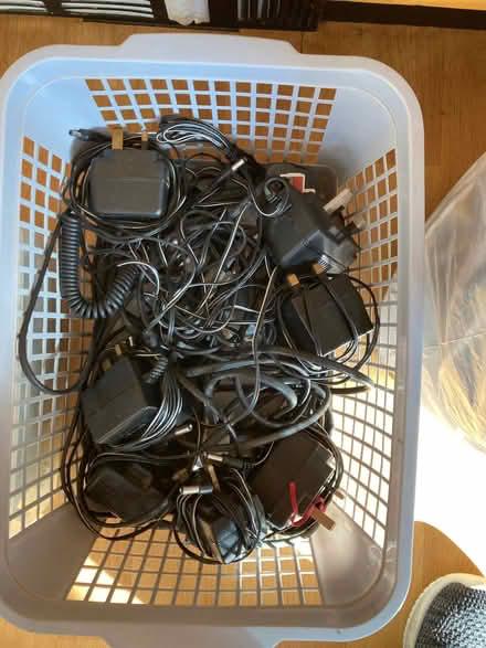 Photo of free Leads/wires/chargers etc (Bodicote OX15) #1