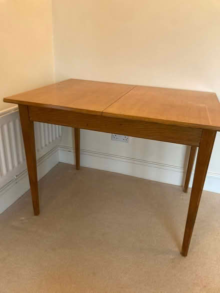 Photo of free Oak table (SO22) #3