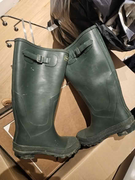 Photo of free Various items (Sw18 4hg) #1