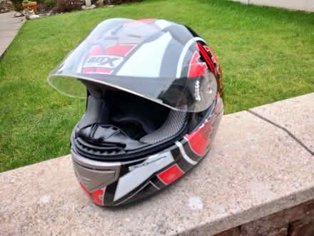 Photo of free Motorcycle crash helmet (Hoole CH2) #4