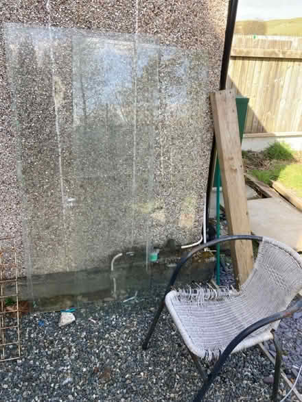 Photo of free 4 sheets of toughened glass (Trawsfynydd LL41) #1