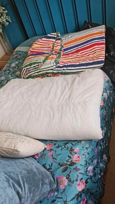 Photo of free Single duvets (Skipton BD23) #1