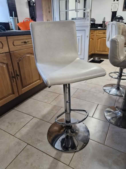 Photo of free 3 Bar Stools (PE12) #1