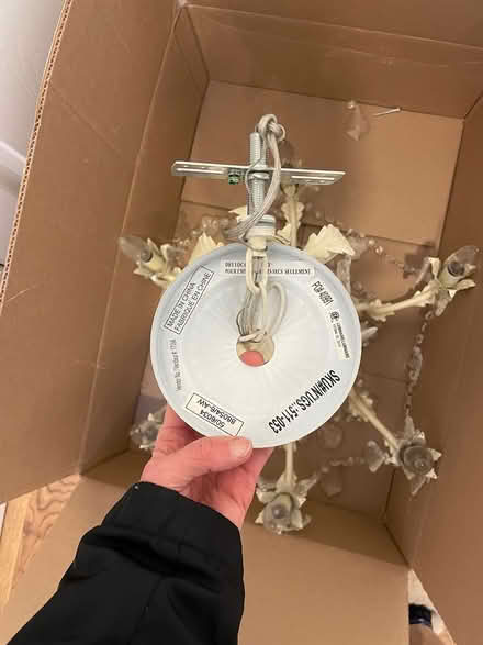 Photo of free Cream coloured “crystal” chandelier (Clarkson L5J 2X6) #3