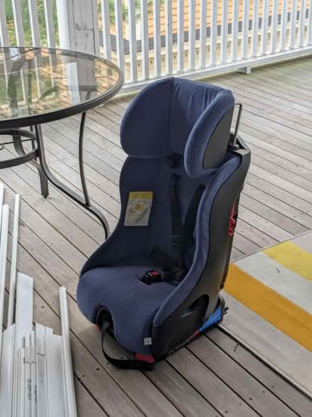 Photo of free Clek Foonf toddler car seat (Magazine St) #1