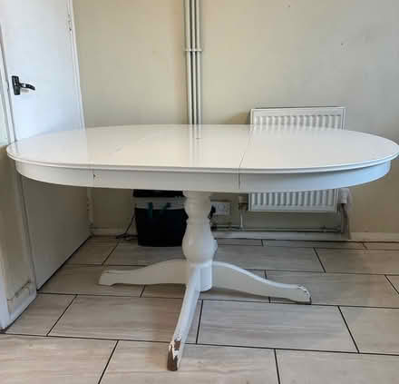 Photo of free White wooden table seats 4 or 6 (Galleywood) #2