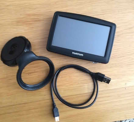 Photo of free TomTom satnav (Littleover - DE23) #1