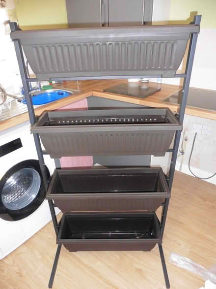 Photo of free Garden Planter Stand. (Bedford Centre MK40) #1