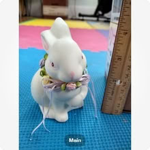 Photo of free ceramic bunny (downtown Downers Grove) #1