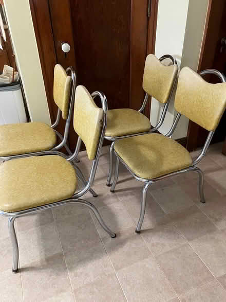 Photo of free Kitchen chairs x4. Very sturdy (SE Massillon) #1