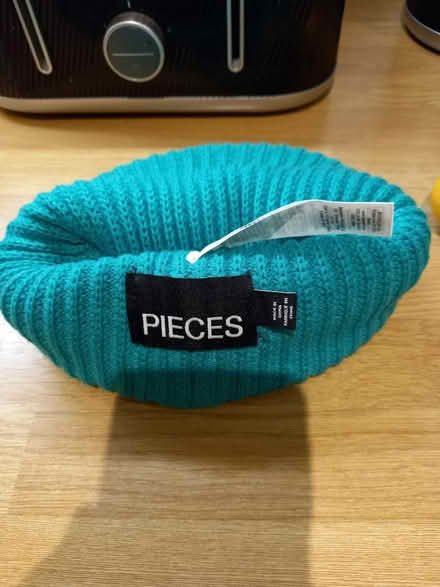 Photo of free Wooly hat (Roundhill area brighton) #2