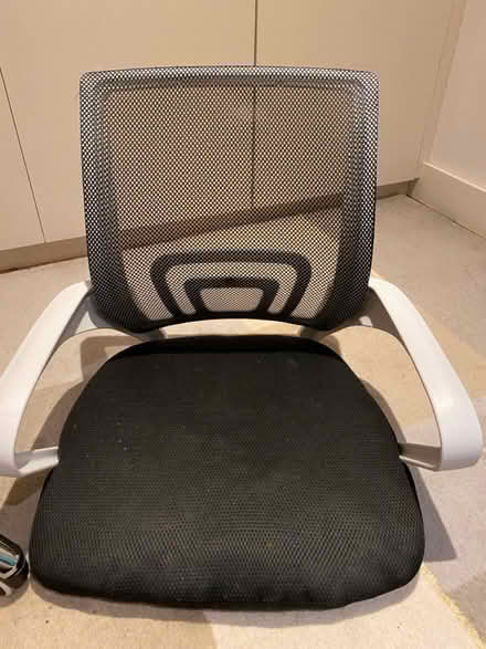 Photo of free Office chair for teenagers (BR7) #3