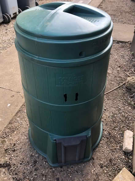Photo of free Composter bin (Lyneham OX7) #1