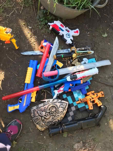 Photo of free Kids ‘weapon’ toys (Lexden CO3) #1