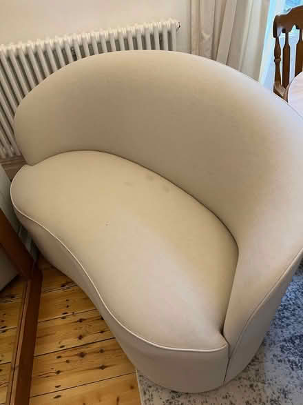 Photo of free Cream Love sofa (Forest hill se23 2hn) #2