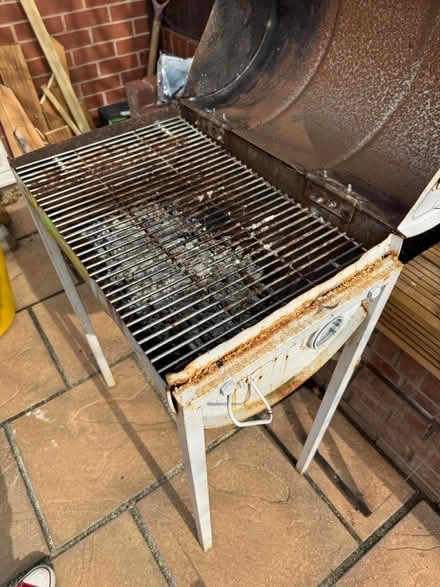 Photo of free Home made bbq (CV6) #4
