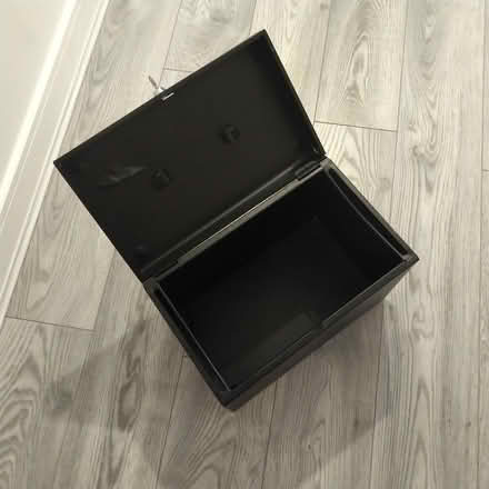 Photo of free Metal document box A4 hanging files (Romford RM7) #2