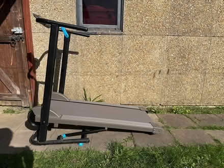 Photo of free Treadmill (TW4) #4