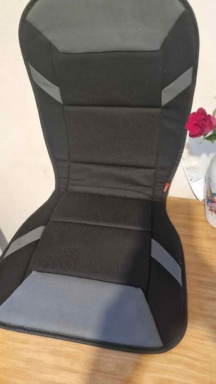 Photo of free Car seat cover (Endmoor LA8) #1