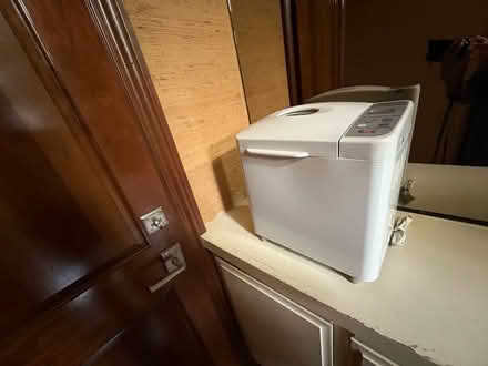 Photo of free Bread maker (WM. Brookhurst and bolsa) #1