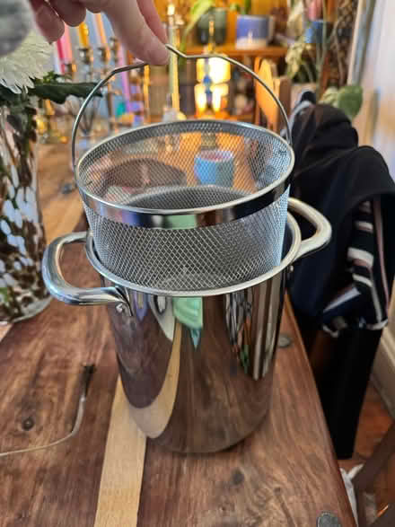 Photo of free Stainless steel pot with strainer (Wallington) #1