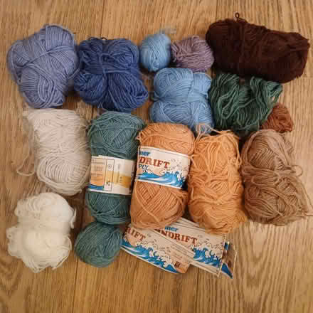 Photo of free Leftovers of wool (Maidstone town centre) #2