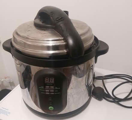 Photo of free Slow cooker (Rochester) #1