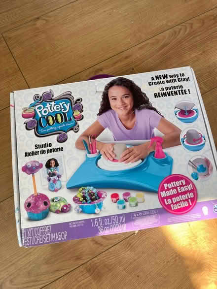 Photo of free Kids pottery kit (BN41) #1