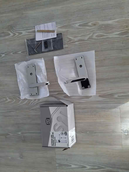 Photo of free Chrome door handles (Nantwich CW5 6ZG) #1