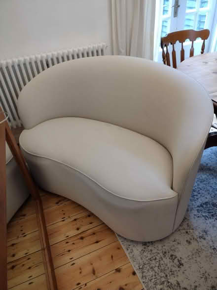 Photo of free Cream Love sofa (Forest hill se23 2hn) #1