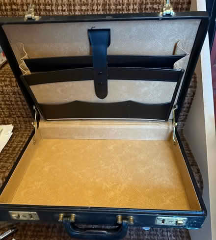Photo of free Small black briefcase (Croydon. CR2 9) #4