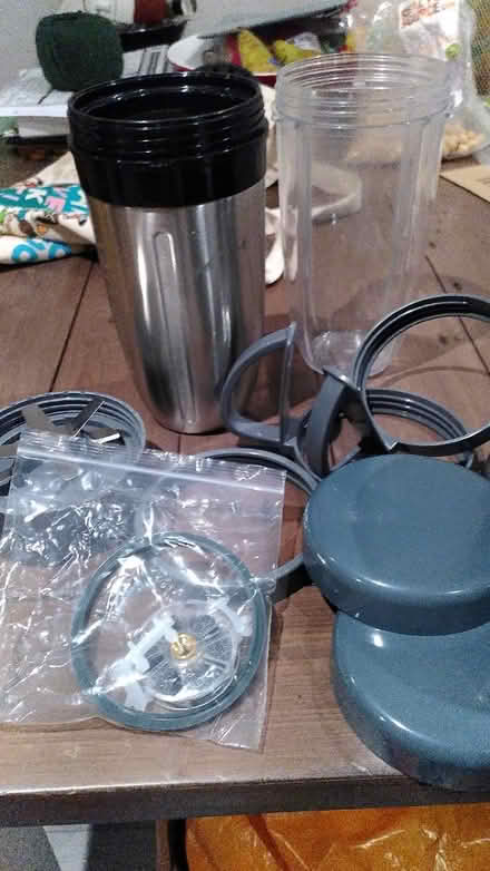 Photo of free Nutribullet with accessories (Tooting, SW17) #3
