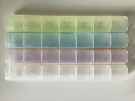 Photo of free Weekly Pill organisers (RH15) #4