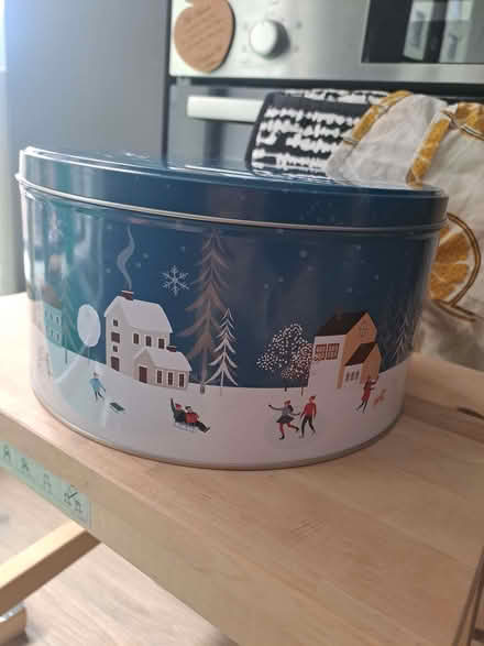 Photo of free Winter/ Christmas metal tin (Bromley-by-Bow E3) #1