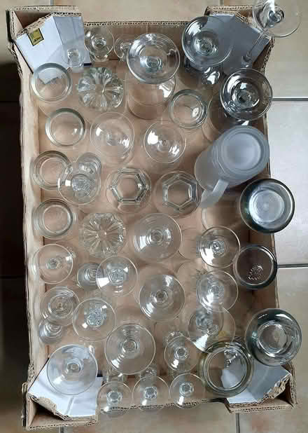 Photo of free Selection of Glasses (BT10) #2