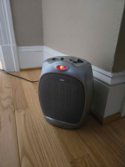 Photo of free Space heater (Bethesda) #1