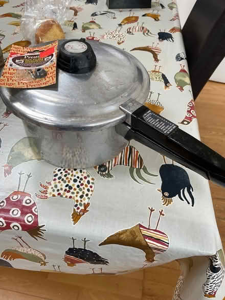 Photo of free Pressure cooker (CB24) #1