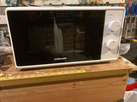 Photo of free Microwave Oven (Goldsworth Park GU21) #1