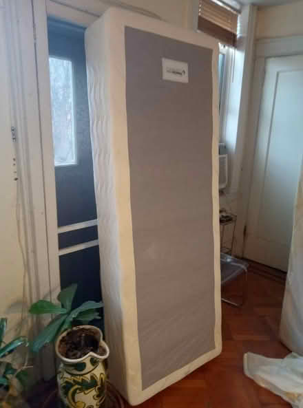 Photo of free Tempurpedic queen split box spring (Kensington, Brooklyn) #1