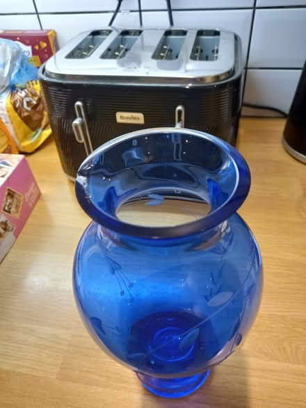 Photo of free Vase (Roundhill area brighton) #2