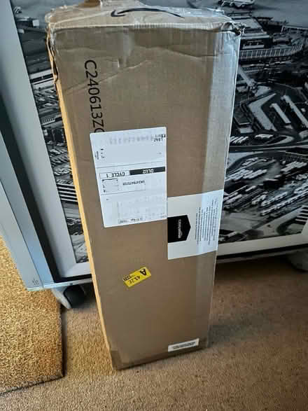 Photo of free New Medium Raised Pet Bed (Kings Langley WD4) #2