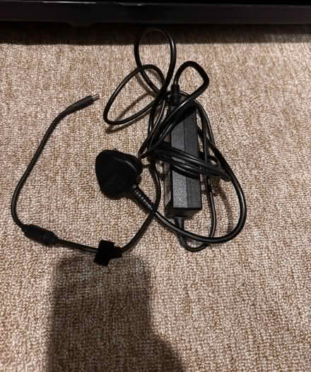 Photo of free Dell charger (Purley CR8) #1